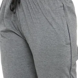 uzarus Women Grey Capri image 5