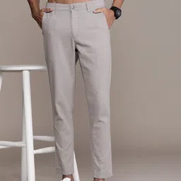 roadster Men Slim Fit Grey Cotton Blend Trousers image 1