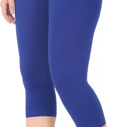 vkunj Women Black, White, Blue Capri image 4