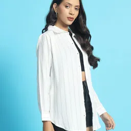 chimpaaanzee Women Oversized Fit Striped Spread Collar Casual Shirt image 5