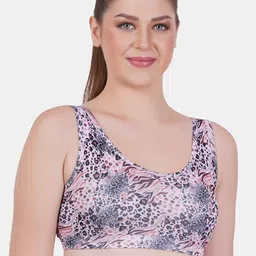 Reveira Animal Printed Medium Coverage Dry Fit Workout Bra With All Day Comfort image 3