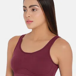 intimacy LINGERIE Full Coverage Non Padded Sports Bra With Moisture Wicking image 5