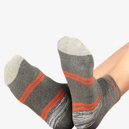 Bodycare Men Pack of 3 Patterned Moisture Wicking Combed Cotton Ankle Length Socks image 4