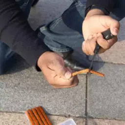 Znee Smart ZTT-7271 9 in 1 Tubeless Tyre Puncture Repair Kit image 3