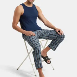 DIGITAL SHOPEE Men Pack Of 2 Checked Cotton Mid-Rise Lounge Pants image 3