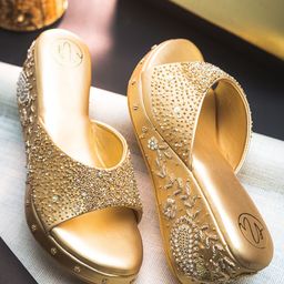 NR By Nidhi Rathi Open Toe Embellished Ethnic Wedges-picture-22