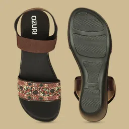 Ozuri Colourblocked Wedge Pumps image 3