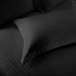 shri radhe enterprises Cotton King Flat 240 TC Striped Bedsheet image 2