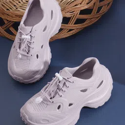 Roadster Women casual clogs shoes Clogs For Women-picture-22