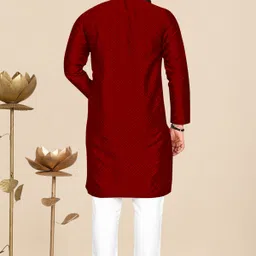 fabwax Men Cotton Silk Kurta Pyjama Set image 4