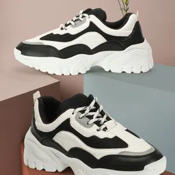 denill Training & Gym Shoes For Women image 4