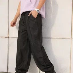 Kook N Keech Men Loose Vibe Panelled Non-Stretchable Jogger Jeans image 1