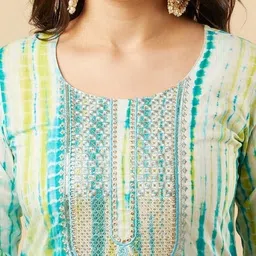 shree hari sant collection Women Viscose Rayon Kurti Pant Attached Dupatta Set image 4