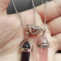 foressta Crystal Locket image 2