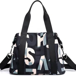 qblyn Women Black Tote image 2