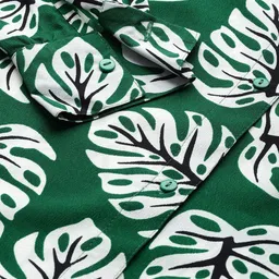 pluss Women Regular Fit Printed Spread Collar Casual Shirt image 2