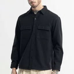 snitch Men Relaxed Fit Fit Solid Spread Collar Casual Shirt image 1