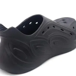 hotstyle Men Clogs Sandal image 3