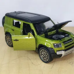 gmaker Defender Metal Car Die Cast 1:32 Sc. Open Door and Pull back for boys and girls image 1