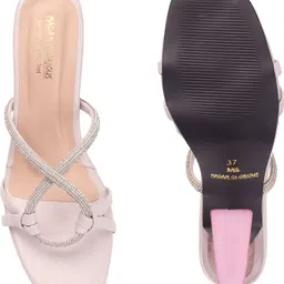 madam glorious Women Heels Sandal image 3