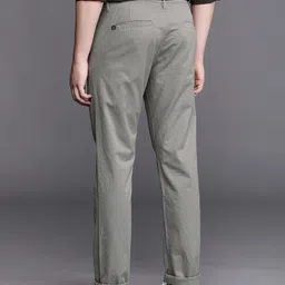 wrogn Men Slim Fit Grey Cotton Blend Trousers image 3