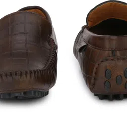 prolific Loafers For Men image 4