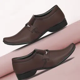 zavier Slip On For Men image 1