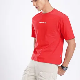 glitchez Men Graphic Print Round Neck Pure Cotton Red T-Shirt image 2