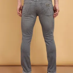 wrangler Men Slim Mid Rise Grey Jeans image 4