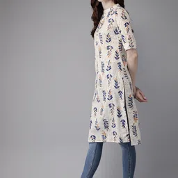 bhadriyaa Women Self Design Viscose Rayon Straight Kurta-picture-44