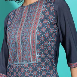 Vishudh Navy Blue Ethnic Motifs Printed Round Neck Straight Kurta image 2