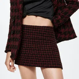 MANGO Maroon & Black Sustainable Houndstooth Patterned Tweed Straight Casual Mini Skirt image 2