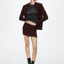 MANGO Maroon & Black Sustainable Houndstooth Patterned Tweed Straight Casual Mini Skirt image 4