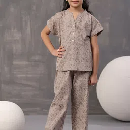 SANSKRUTIHOMES Girls Printed Pure Cotton Top With Pyjamas image 5