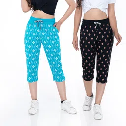 Capri Women Black, Dark Green Capri-image-35