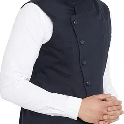 hypernation Solid Men Waistcoat image 2