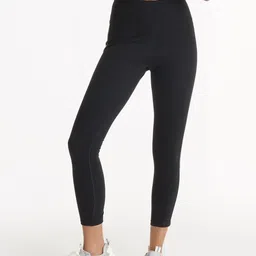 DKNY Women Fitted Cropped Gym Tights-picture-43