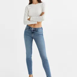H&M Women Blue Light Fade Curvy Low Denim Jeggings-picture-21