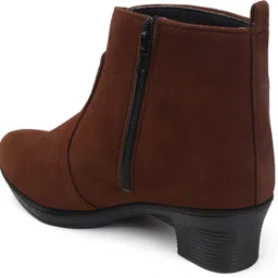 the all way Classic Charm Chelsea Boots Boots For Women image 4