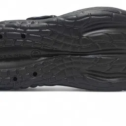 doveaz Men Clogs Sandal image 5