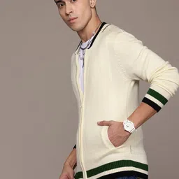 roadster Men Solid Mandarin Neck White Sweater image 4