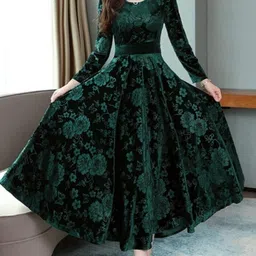 kalki fashion Women A-line Green Maxi/Full Length Dress image 1