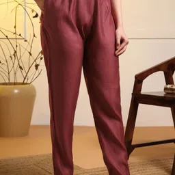 hiva trendz Women Silk Blend Kurti Pant Dupatta Set image 4