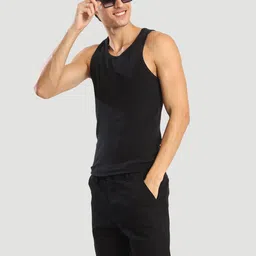 bene kleed Solid Men Black Denim Shorts image 4