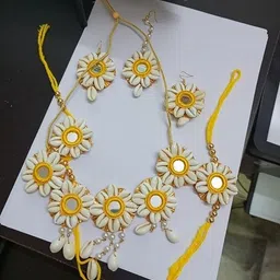 honbon Shell, Fabric Yellow, White Jewel Set image 2