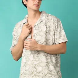 v-mart Shirt Regular Shorts Co-ords Set image 1