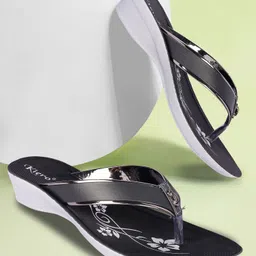 kiero Women Wedges Sandal-picture-14