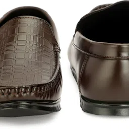 buxton Loafers Loafers For Men image 3