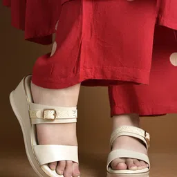 shoetopia Women Wedges Sandal image 2