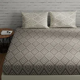 huesland Cotton Double Flat 144 TC Geometric Bedsheet image 1